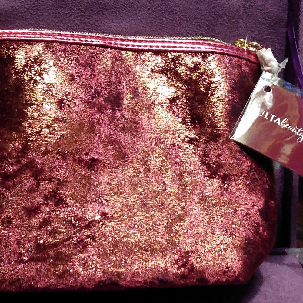 Ulta || Burgundy Make Up Gift Bag